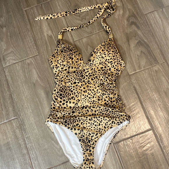 Other - Victoria’s Secret swimsuit leopard size medium